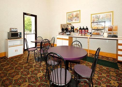 Days Inn & Suites By Wyndham Casey Restaurant billede